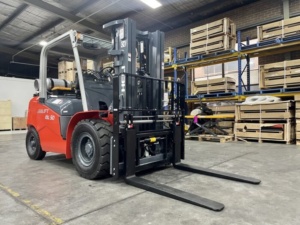 HELI CPCD50-M4G3 – 5.0T Diesel Forklift 3 Stage 4.5m Mast